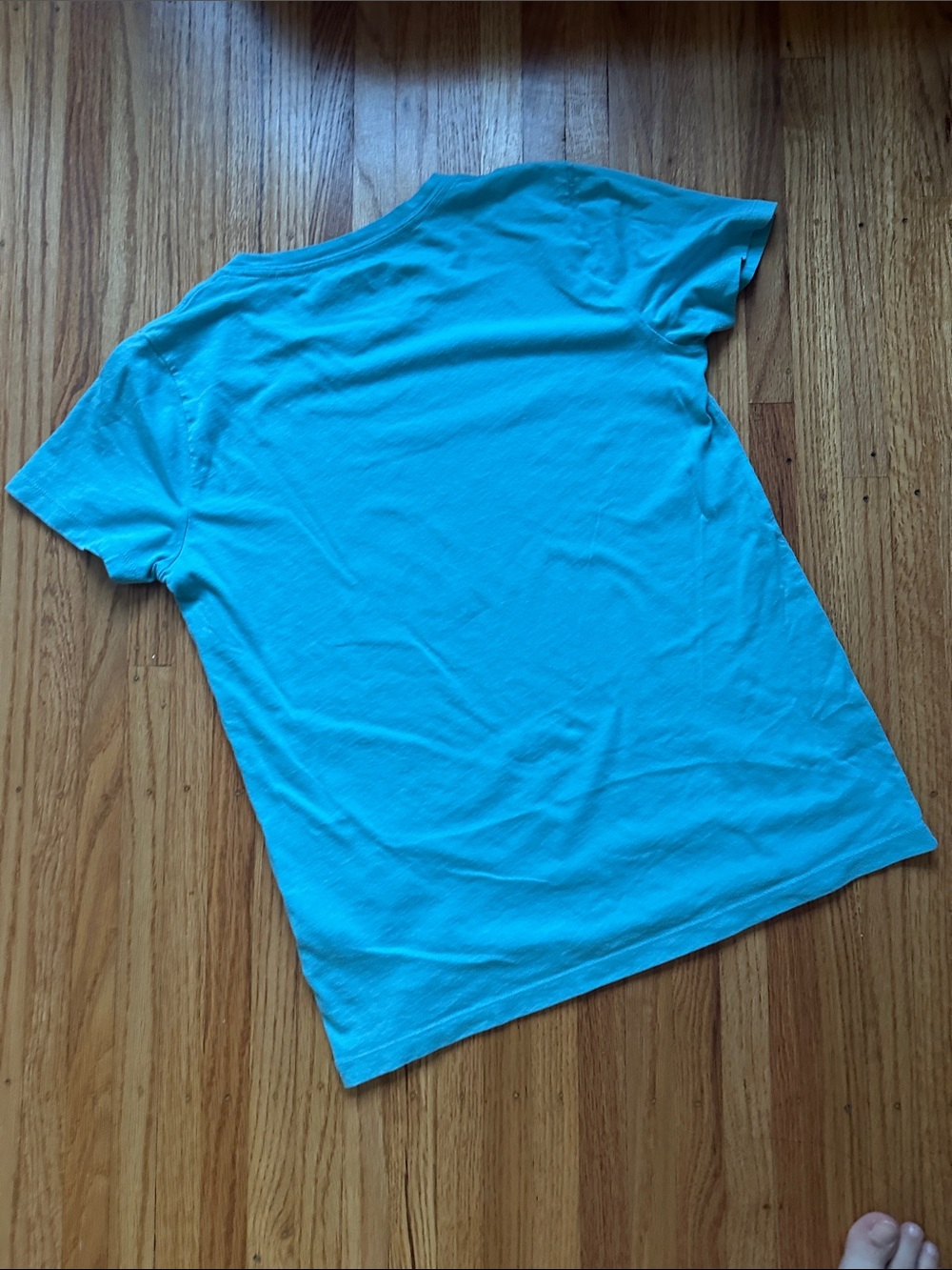 J Crew Factory t-shirt Beach Rose Graphic Tee in Aqua with Pink Floral - Picture 6 of 6